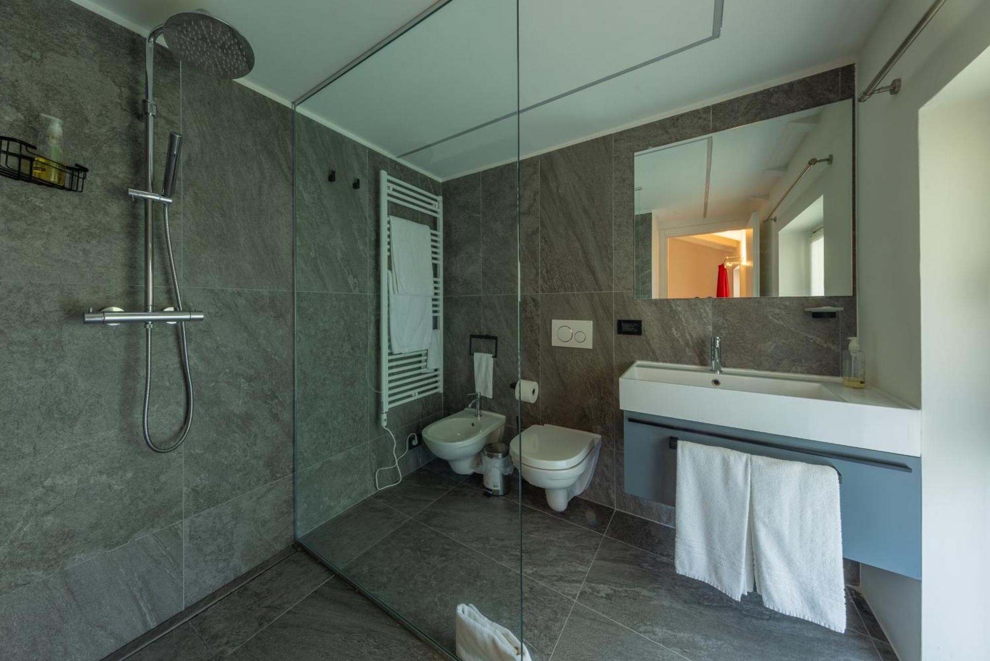 La Barchessa Loft & Rooms - Free Parking Тренто Экстерьер фото